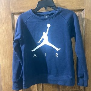 Kids Jordan sweatshirt size small says for ages 8-10 yrs old on tag ,